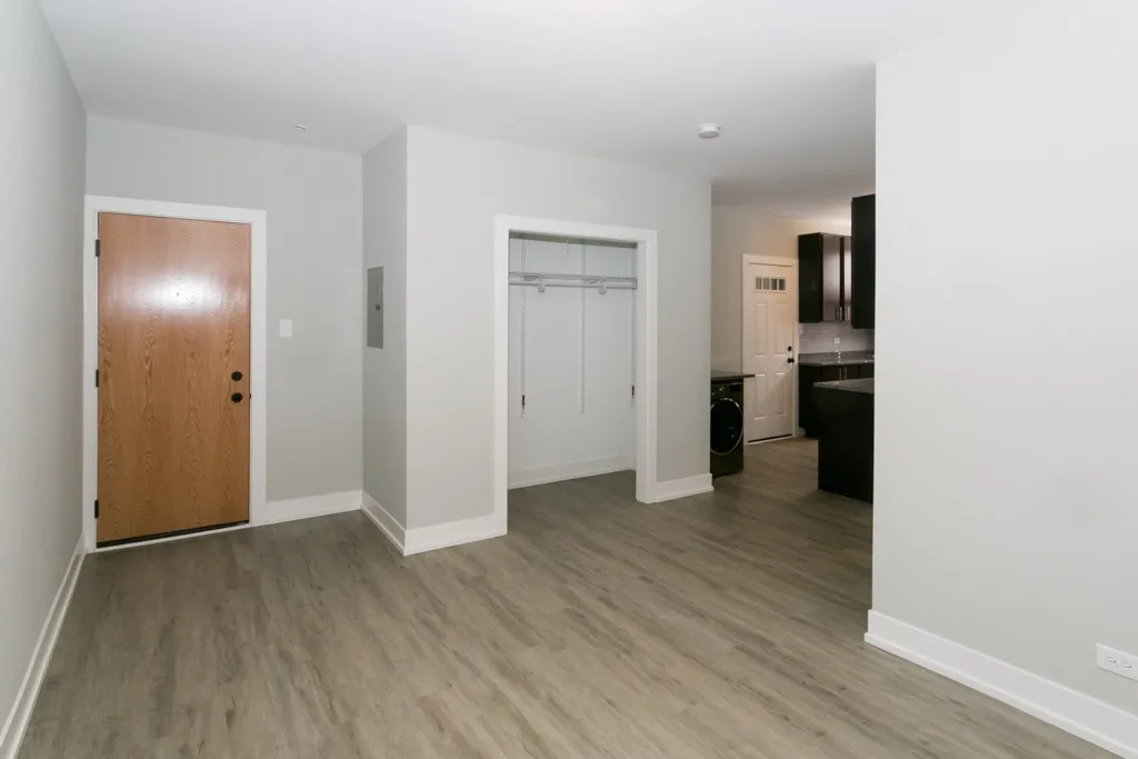 705 W Brompton Ave, ,  60657, USA 60657-unit#22-Chicago-IL