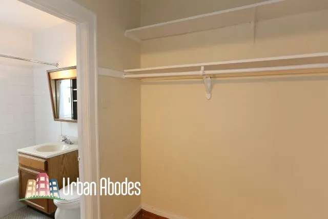 711 W Belmont Ave, , 60657, USA 60657-unit#203-Chicago-IL