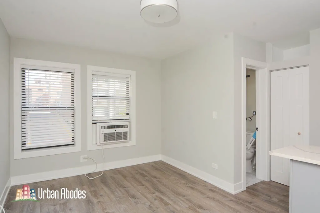505 W Belmont Ave, , 60657, USA 60657-unit#2B-Chicago-IL
