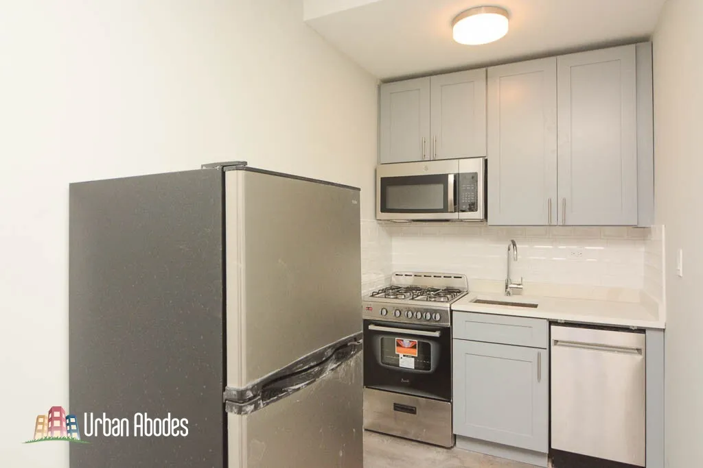 505 W Belmont Ave, ,  60657, USA 60657-unit#2H-Chicago-IL