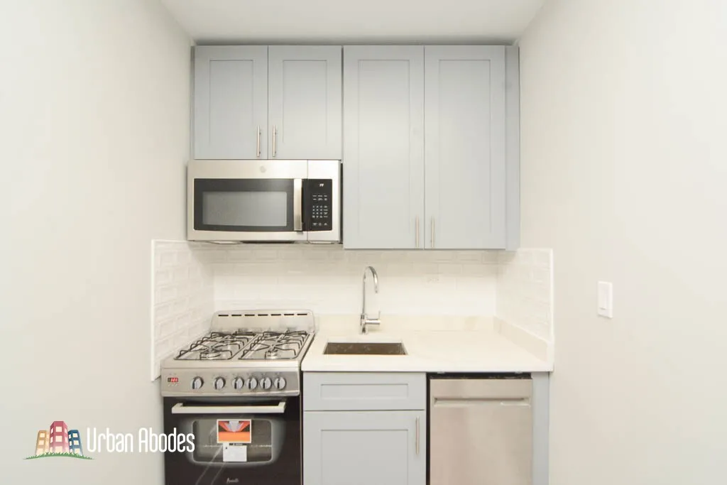 505 W Belmont Ave, ,  60657, USA 60657-unit#2H-Chicago-IL