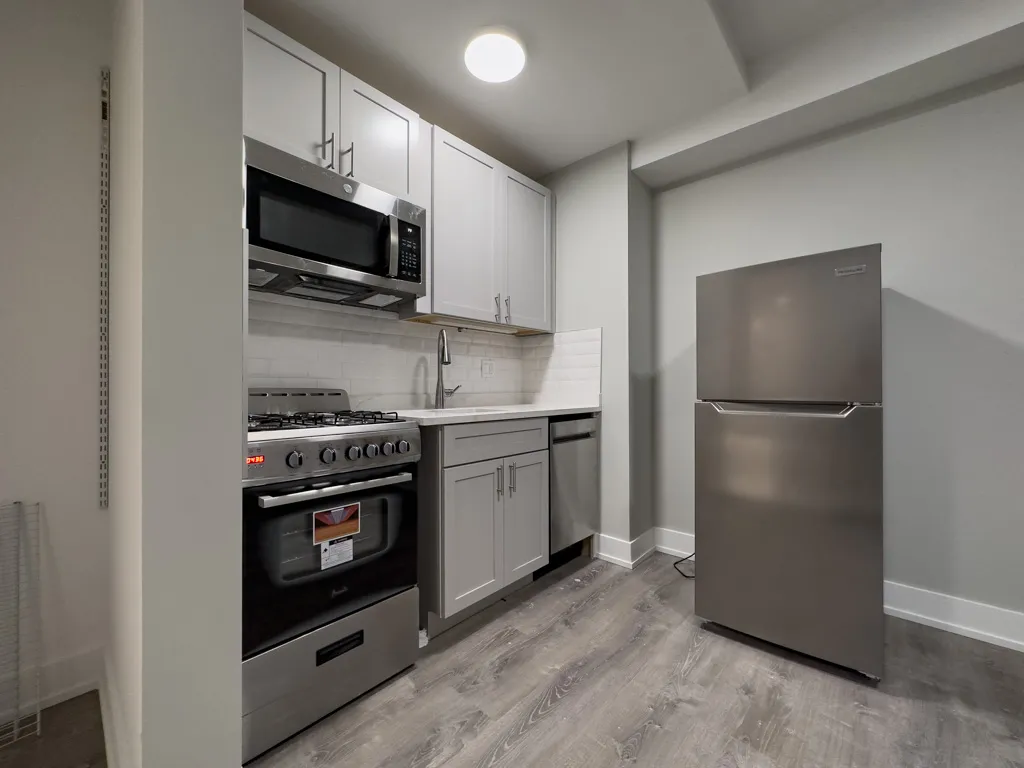 505 W Belmont Ave, ,  60657, USA 60657-unit#2M-Chicago-IL