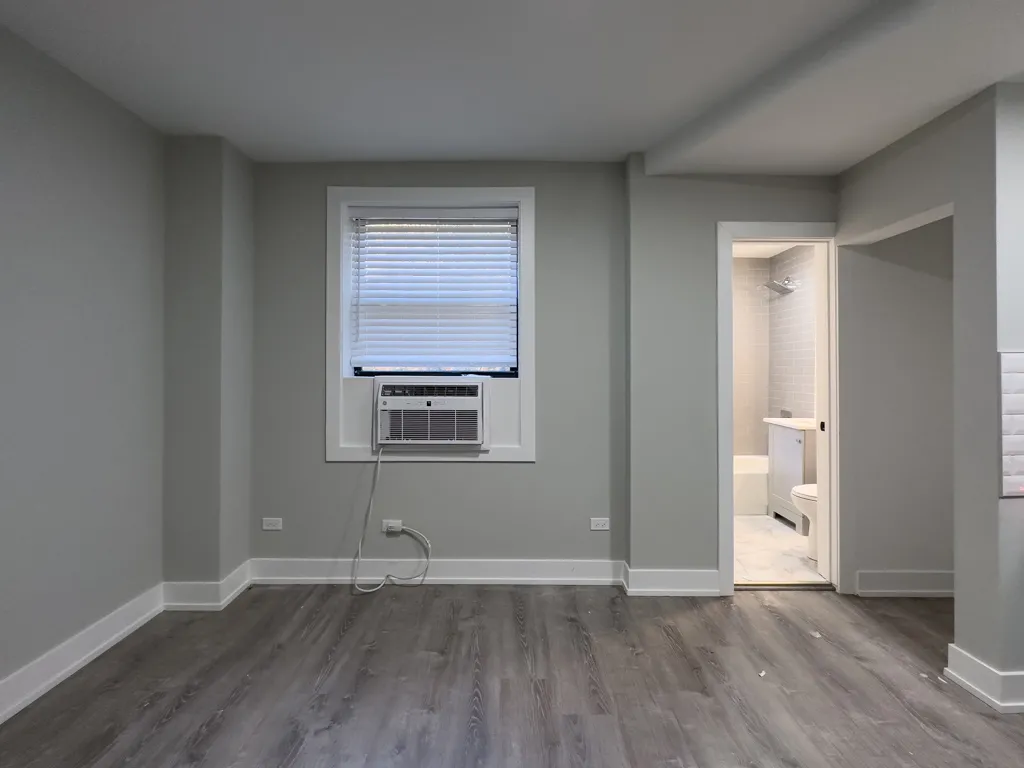 505 W Belmont Ave, ,  60657, USA 60657-unit#2M-Chicago-IL