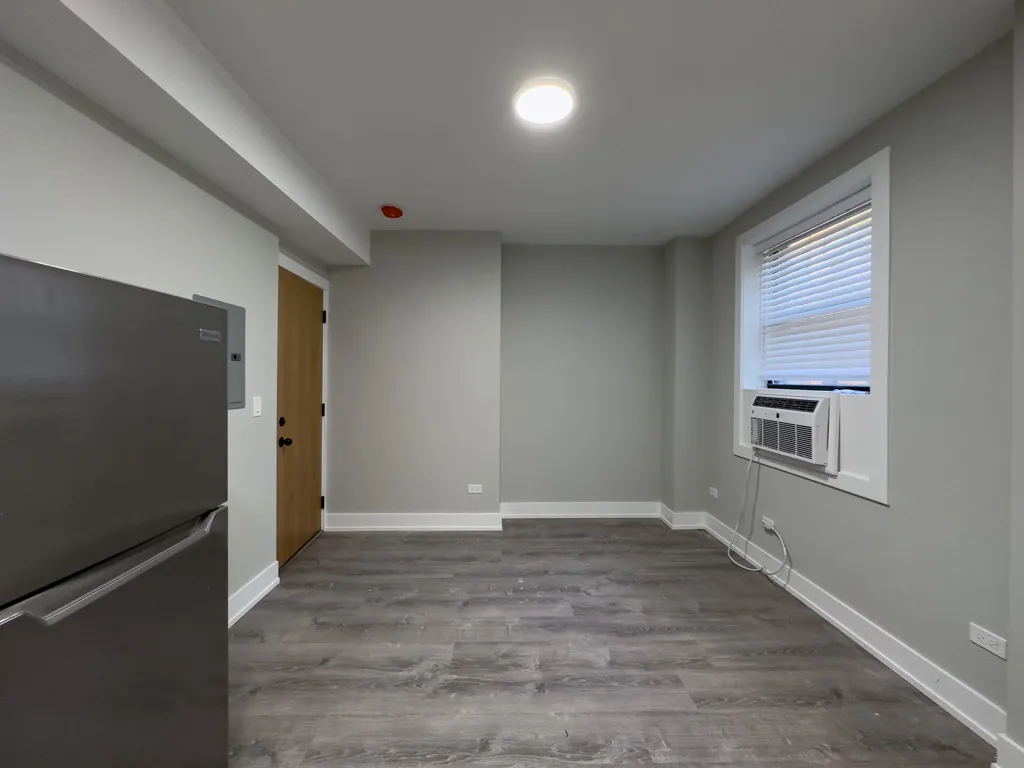 505 W Belmont Ave, ,  60657, USA 60657-unit#2M-Chicago-IL