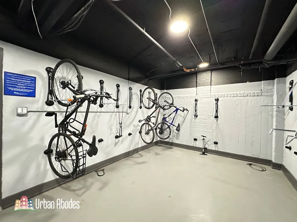 505 W Belmont Ave, ,  60657, USA 60657-unit#3L-Chicago-IL