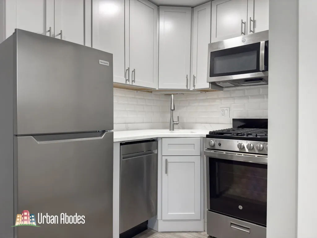 505 W Belmont Ave, ,  60657, USA 60657-unit#5L-Chicago-IL