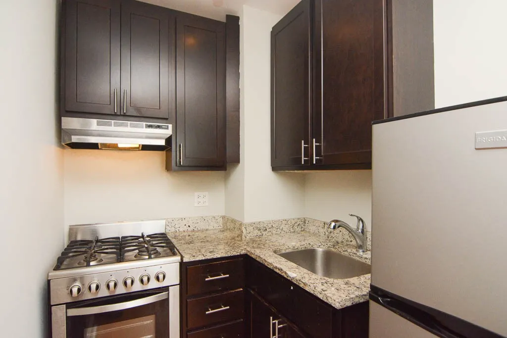 612 W Patterson Ave, ,  60613, USA 60613-unit#703-Chicago-IL