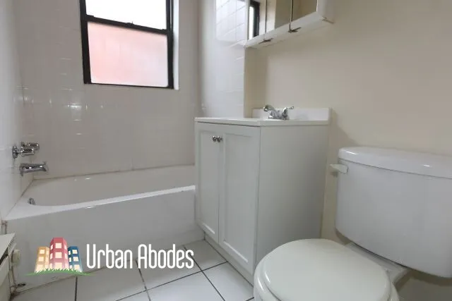 1347 N Dearborn St, ,  60610, USA 60610-unit#607-Chicago-IL