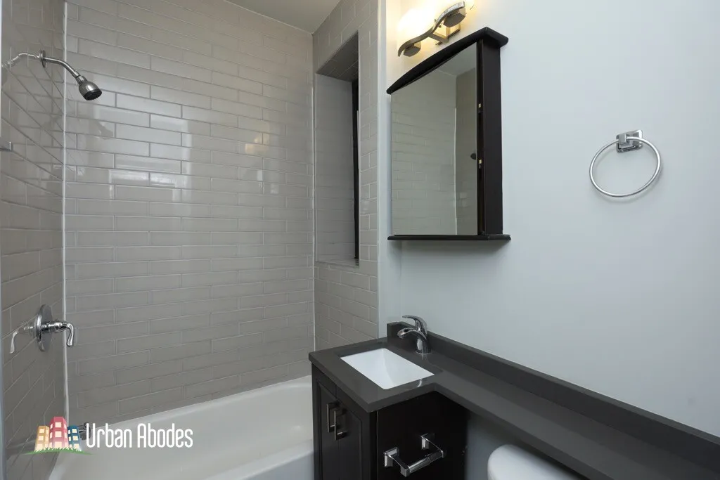 511 W Melrose St, ,  60657, USA 60657-unit#103-Chicago-IL