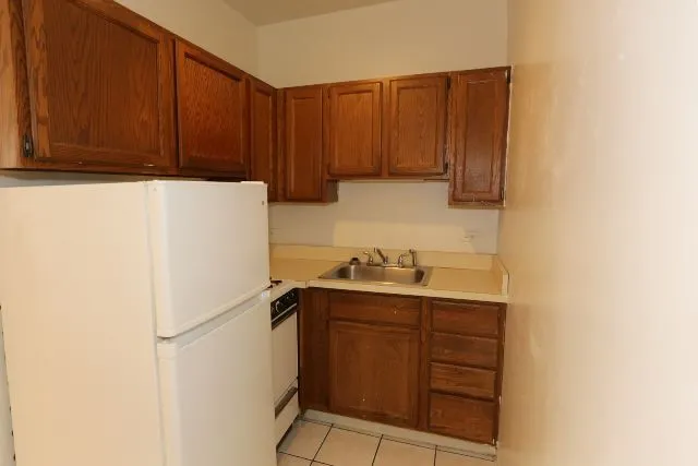 511 W Melrose St, ,  60657, USA 60657-unit#406-Chicago-IL