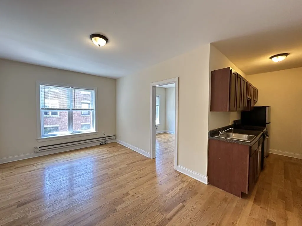 951 W Cornelia Ave, , 60657, USA 60657-unit#2A-Chicago-IL