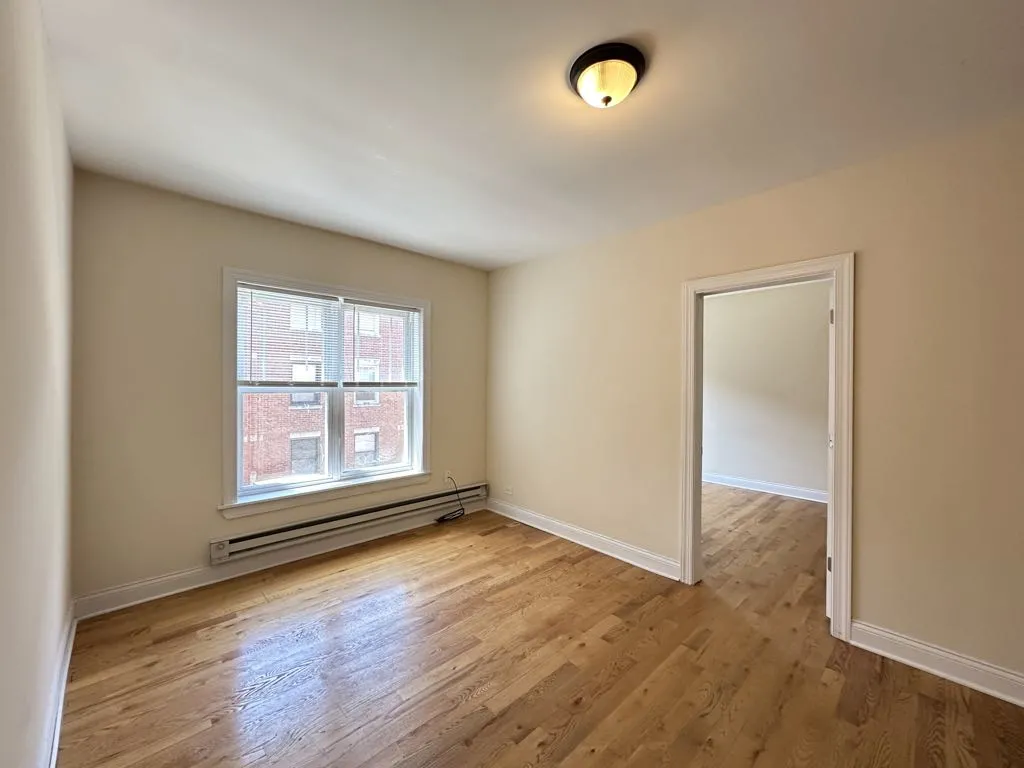 951 W Cornelia Ave, , 60657, USA 60657-unit#2A-Chicago-IL
