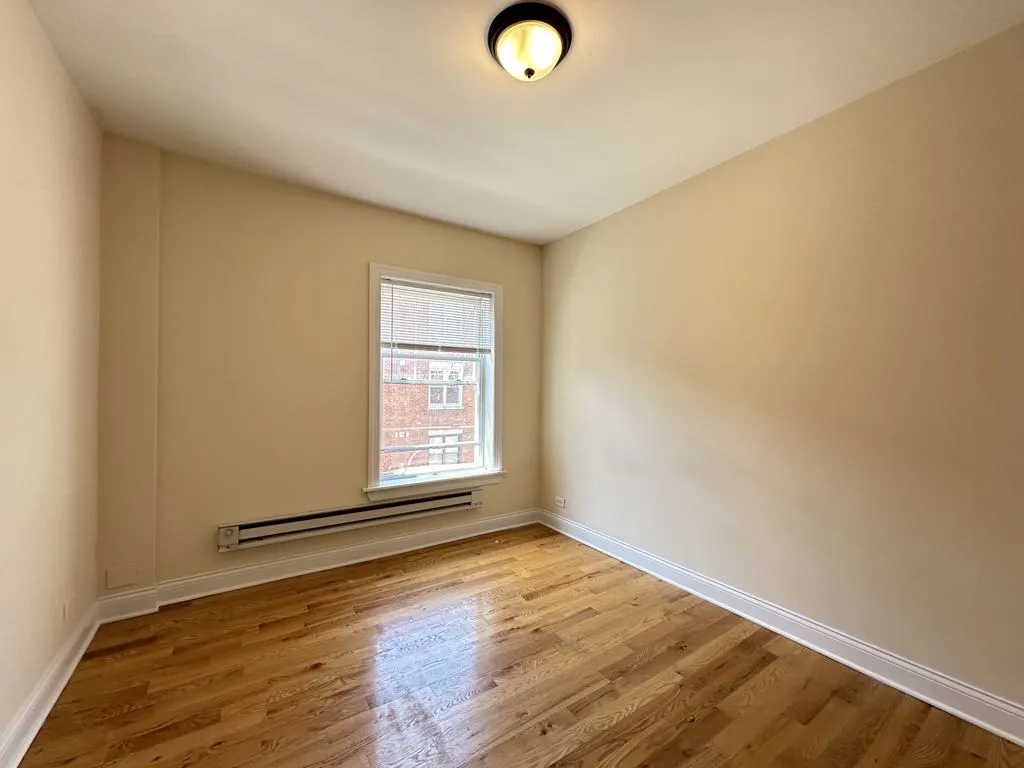 951 W Cornelia Ave, , 60657, USA 60657-unit#2A-Chicago-IL