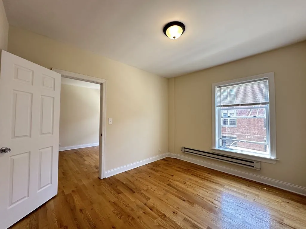 951 W Cornelia Ave, , 60657, USA 60657-unit#2A-Chicago-IL