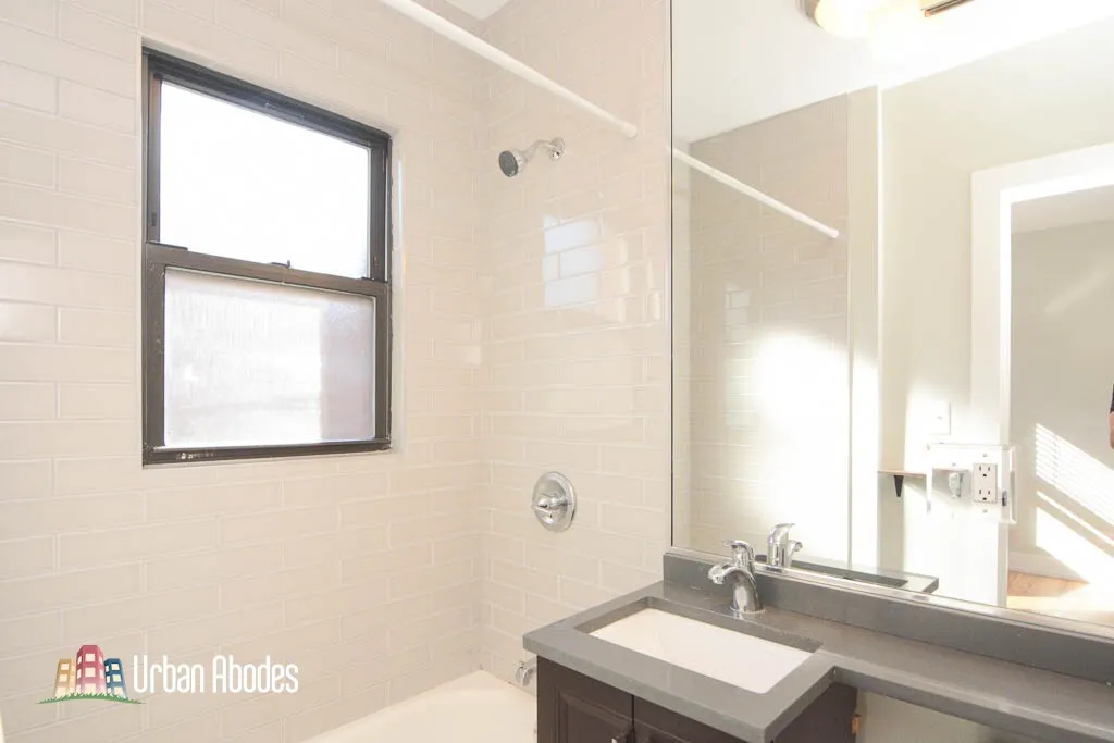 2912 N Mildred Ave, , 60657, USA 60657-unit#2DD-Chicago-IL