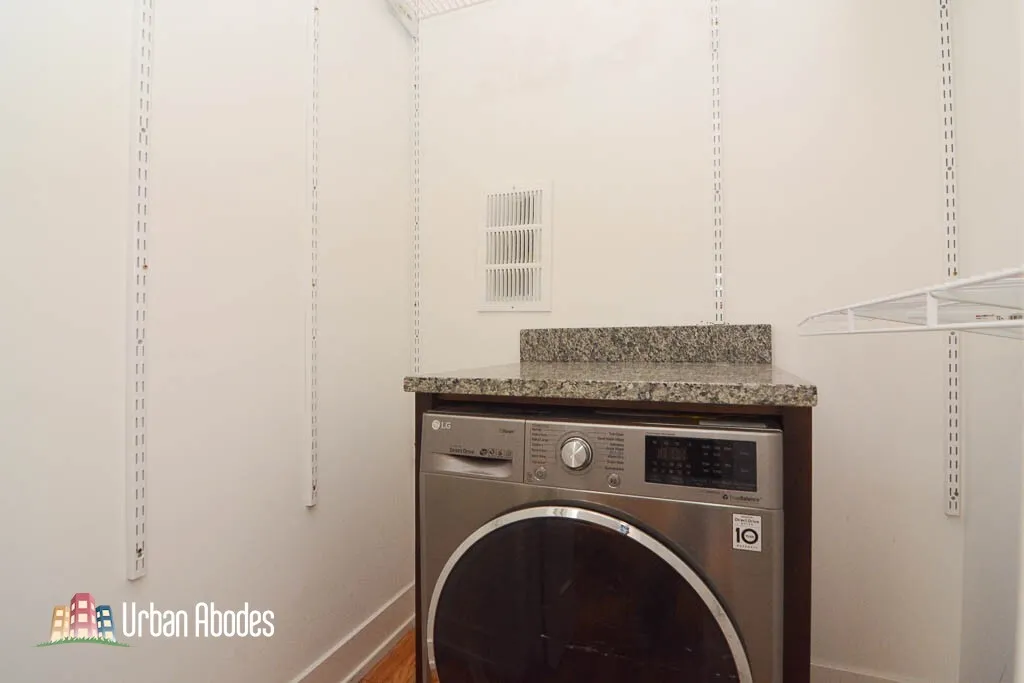 2912 N Mildred Ave, , 60657, USA 60657-unit#2DD-Chicago-IL