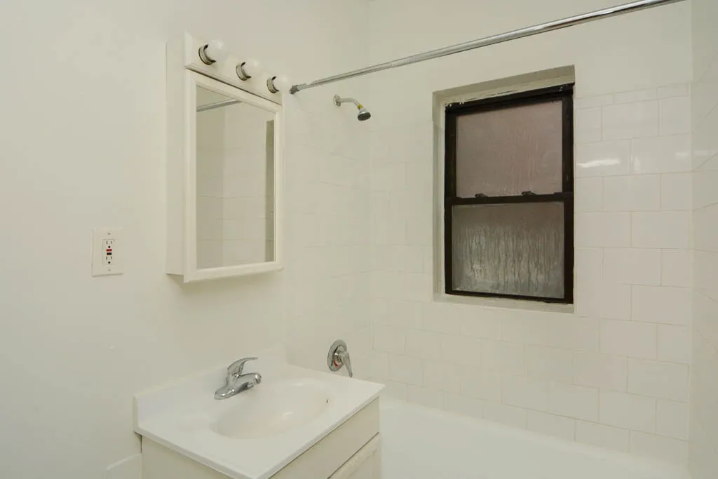 536 W Arlington Pl, ,  60614, USA 60614-unit#106-Chicago-IL