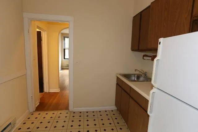 721 W Barry Ave, ,  60657, USA 60657-unit#2B-Chicago-IL