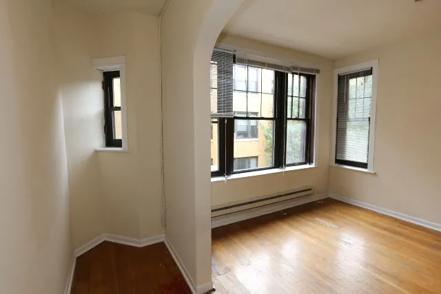 721 W Barry Ave, ,  60657, USA 60657-unit#2B-Chicago-IL