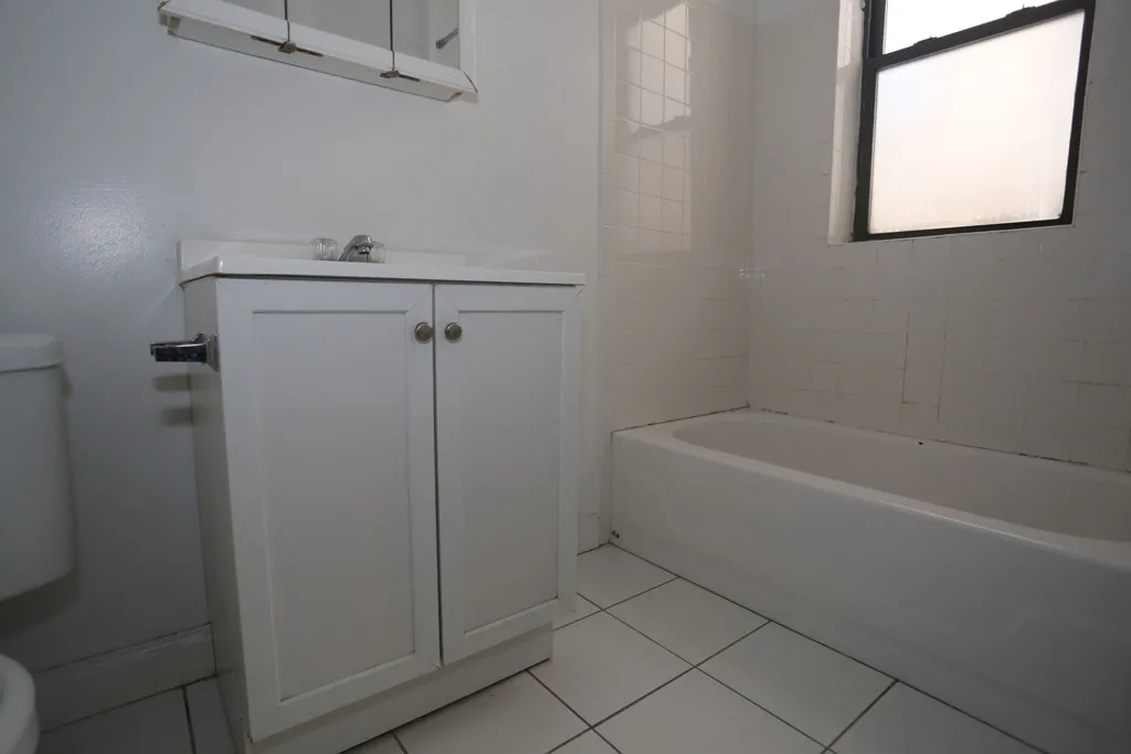 3829 N Fremont St, , 60613, USA 60613-unit#3E-Chicago-IL