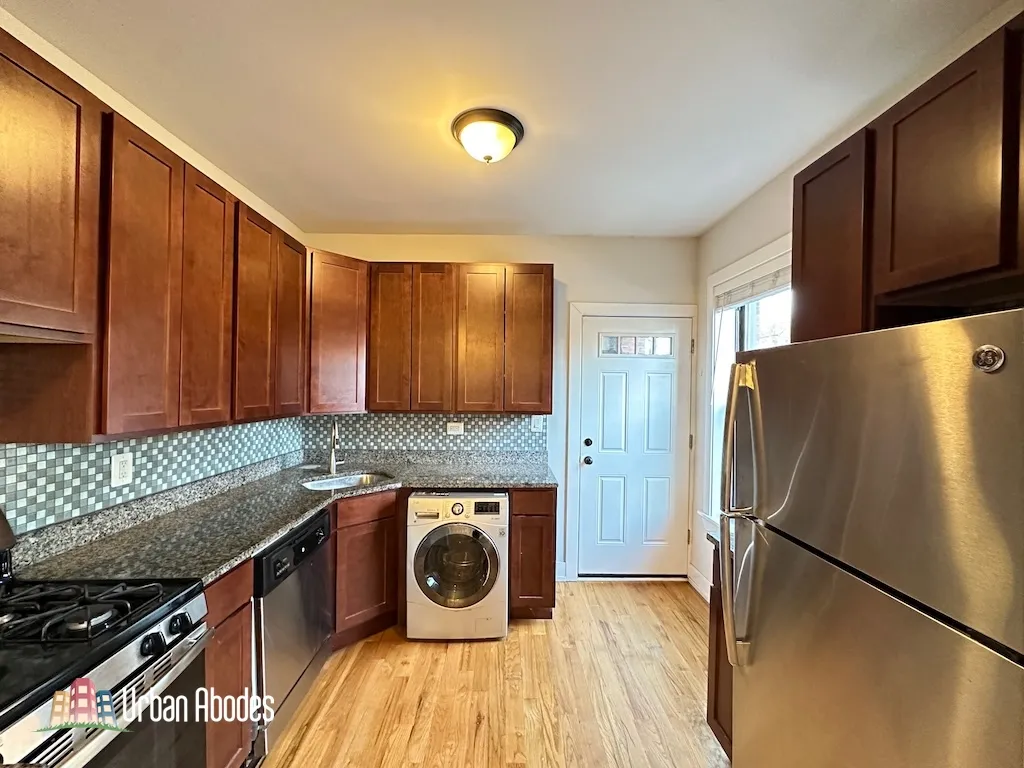 3523 N Racine Ave, ,  60657, USA 60657-unit#1E-Chicago-IL