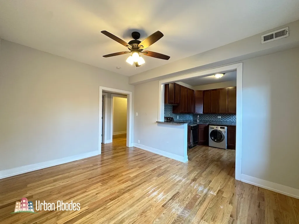 3523 N Racine Ave, ,  60657, USA 60657-unit#1E-Chicago-IL