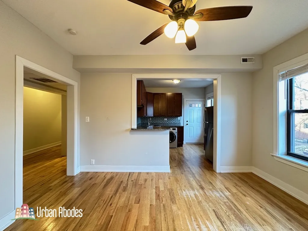 3523 N Racine Ave, ,  60657, USA 60657-unit#1E-Chicago-IL