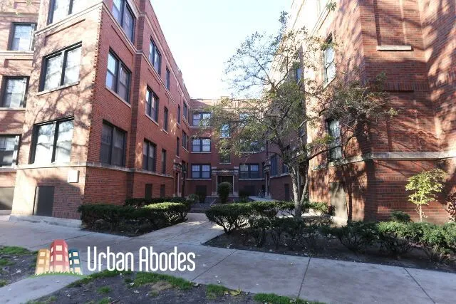 656 W Cornelia Ave, ,  60657, USA 60657-unit#22-Chicago-IL
