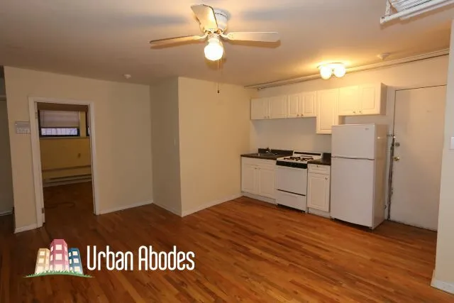 656 W Cornelia Ave, ,  60657, USA 60657-unit#22-Chicago-IL