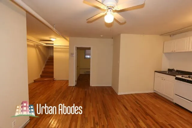 656 W Cornelia Ave, ,  60657, USA 60657-unit#22-Chicago-IL