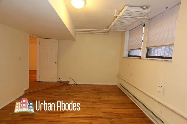 656 W Cornelia Ave, ,  60657, USA 60657-unit#22-Chicago-IL