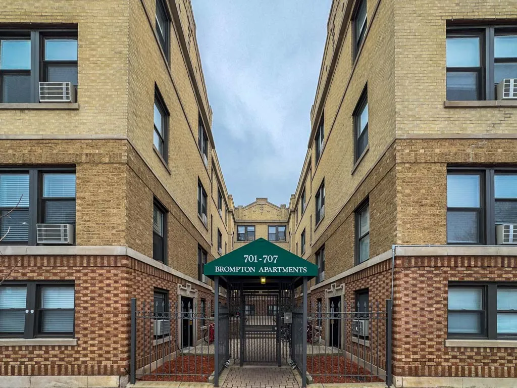 701 W Brompton Ave, , 60657, USA 60657-unit#05-Chicago-IL