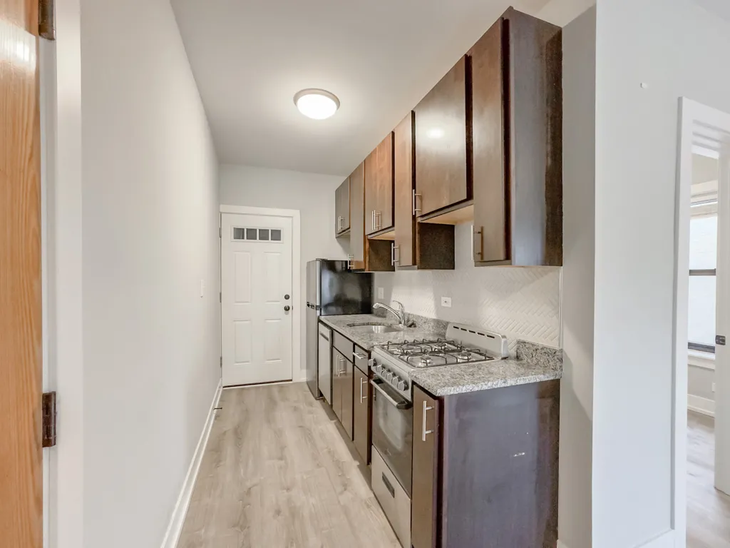 701 W Brompton Ave, , 60657, USA 60657-unit#05-Chicago-IL