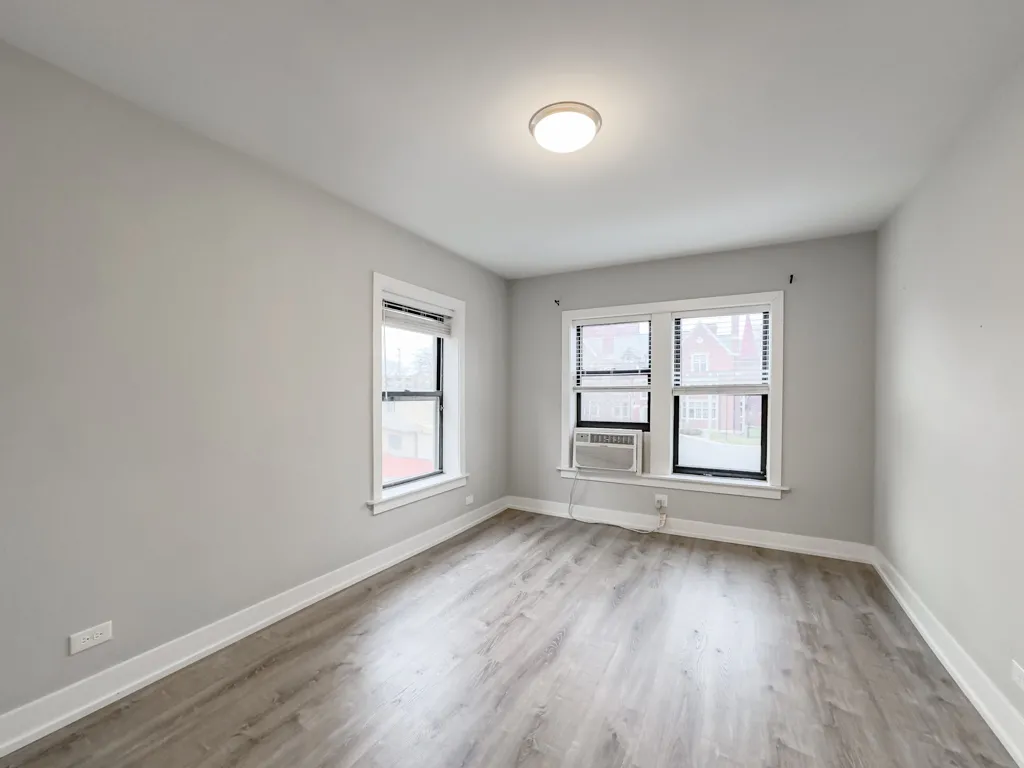 701 W Brompton Ave, , 60657, USA 60657-unit#05-Chicago-IL