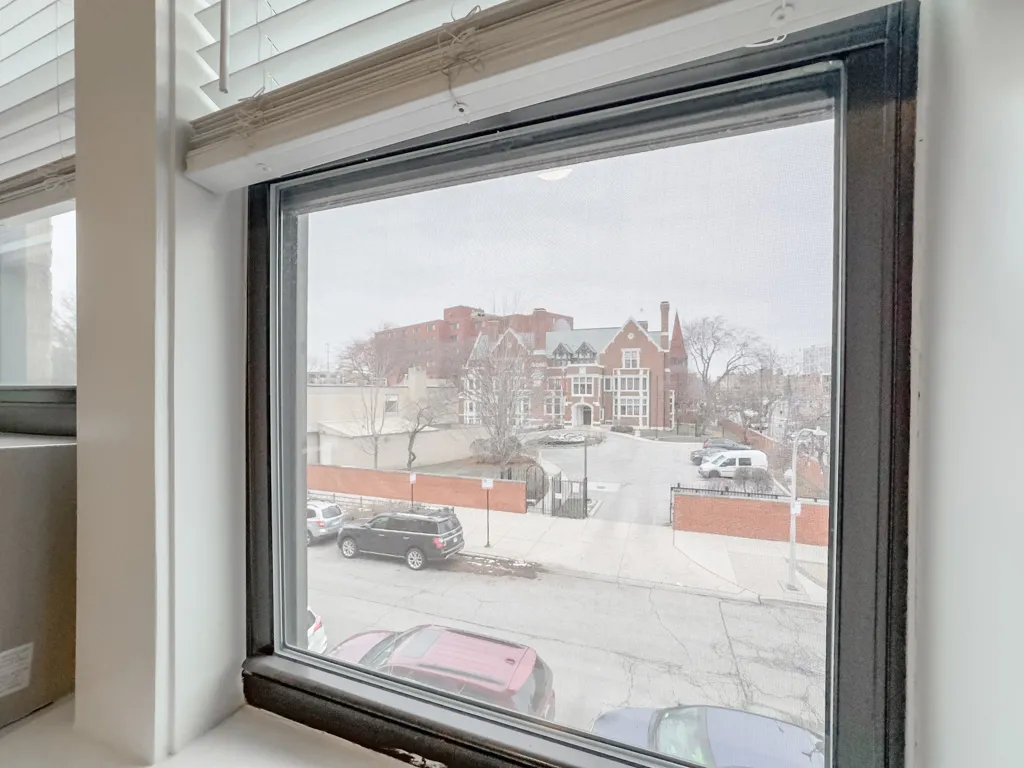 701 W Brompton Ave, , 60657, USA 60657-unit#05-Chicago-IL