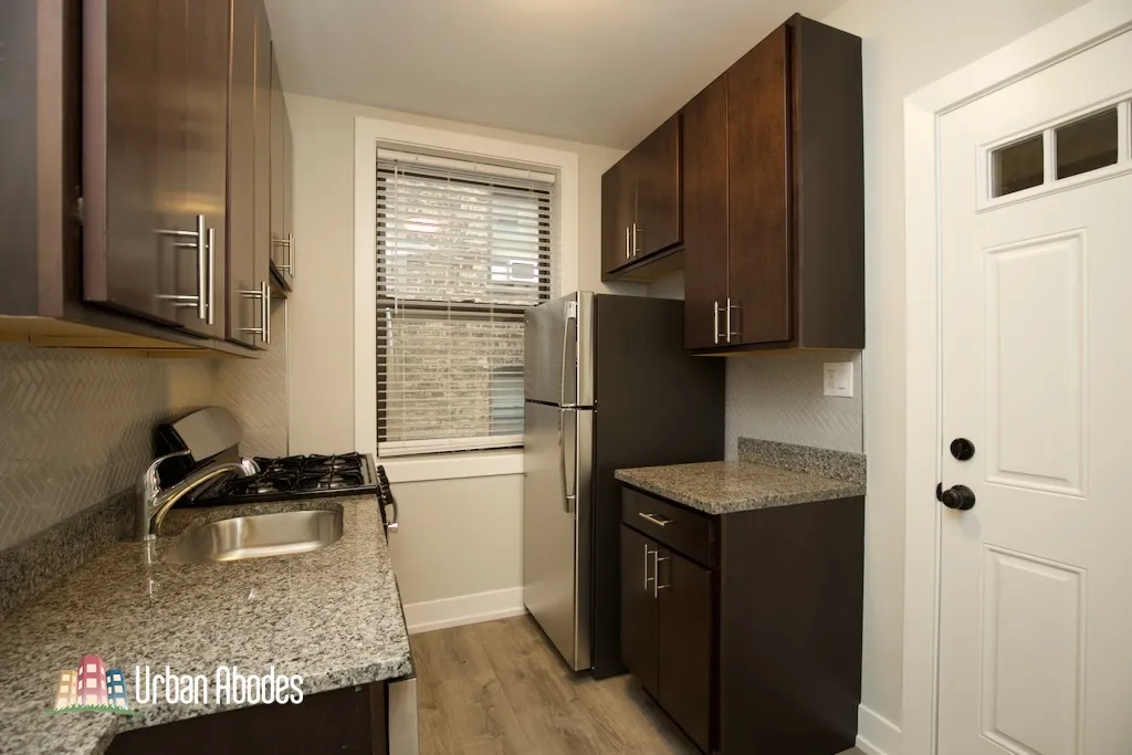711 W Brompton Ave, ,  60657, USA 60657-unit#49-Chicago-IL