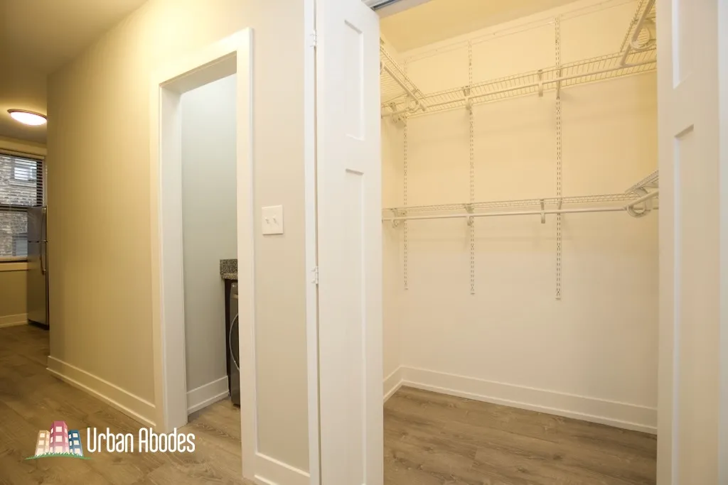 711 W Brompton Ave, ,  60657, USA 60657-unit#49-Chicago-IL