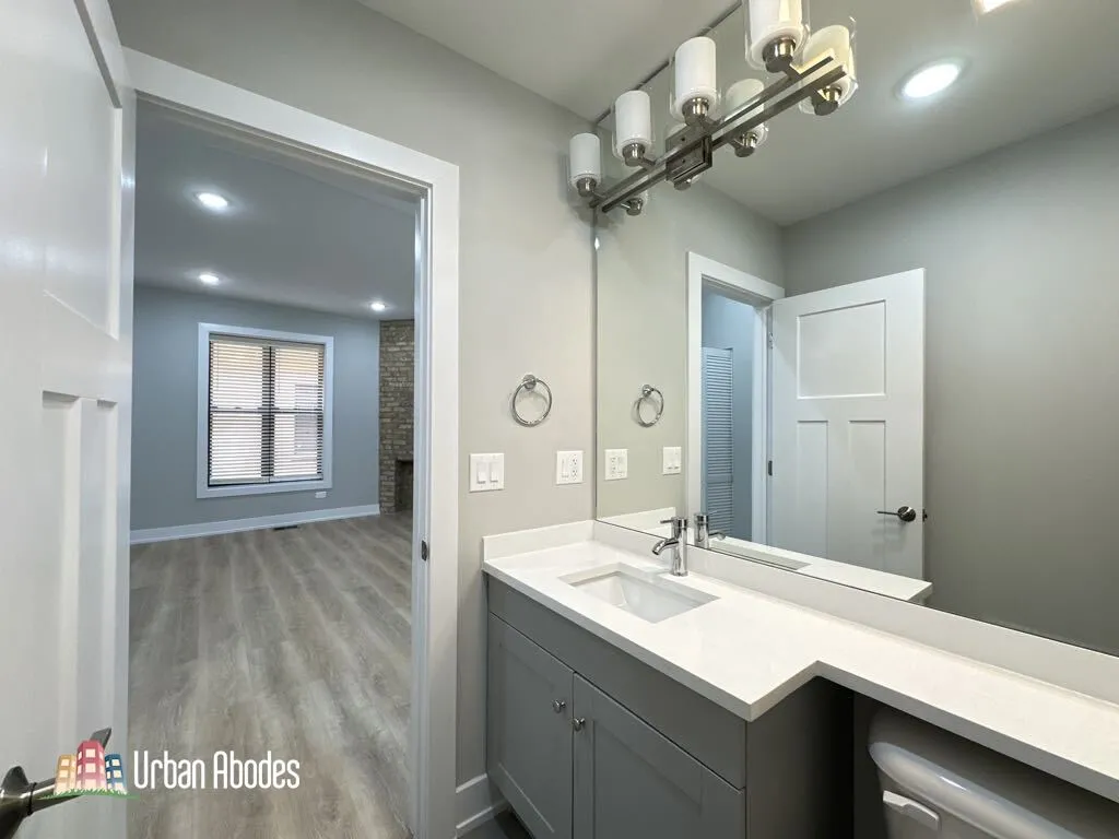 428 W Belden Ave, ,  60614, USA 60614-unit#18-Chicago-IL
