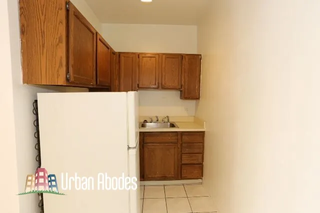 511 W Melrose St, ,  60657, USA 60657-unit#106-Chicago-IL