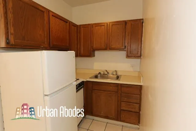 511 W Melrose St, ,  60657, USA 60657-unit#106-Chicago-IL
