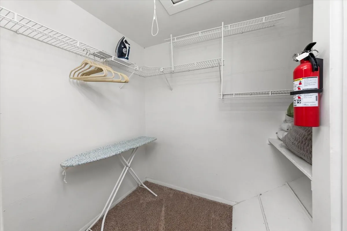 15 N Fernwood Dr, , 60440, USA 60440-Bolingbrook-IL