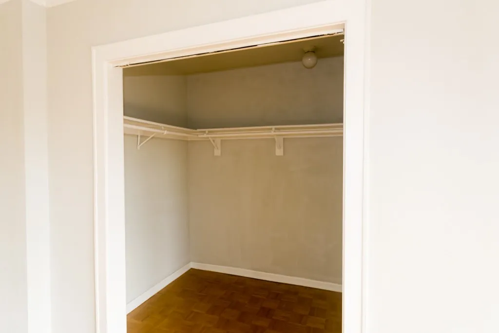 739 W Belmont Ave, ,  60657, USA 60657-unit#411-Chicago-IL