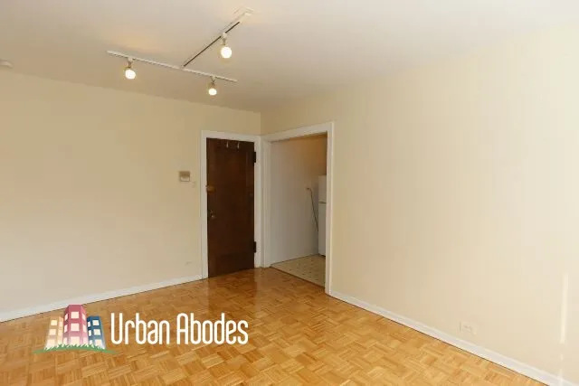739 W Belmont Ave, , 60657, USA 60657-unit#303-Chicago-IL