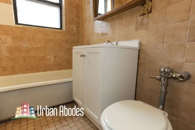 739 W Belmont Ave, , 60657, USA 60657-unit#303-Chicago-IL