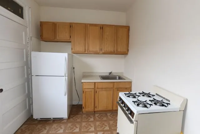 W Barry Ave, ,  60657, USA 60657-unit#3A-Chicago-IL