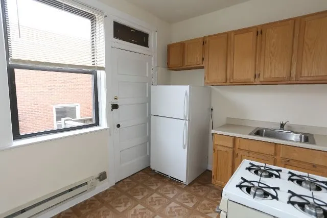 W Barry Ave, ,  60657, USA 60657-unit#3A-Chicago-IL