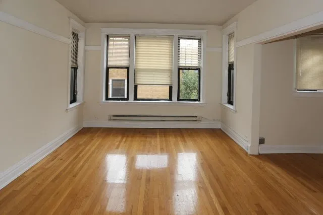 W Barry Ave, ,  60657, USA 60657-unit#3A-Chicago-IL