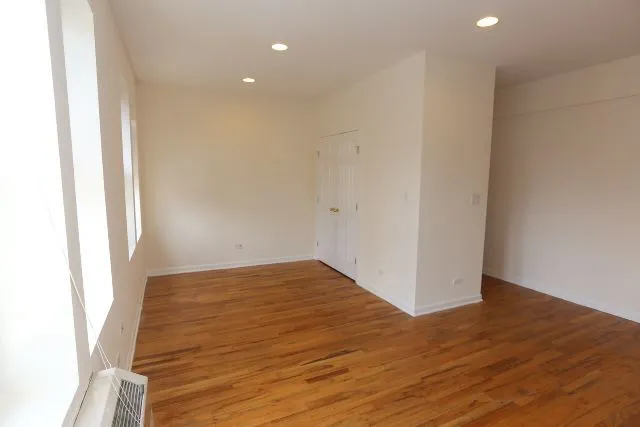 917 W Dakin St, ,  60613, USA 60613-unit#308-Chicago-IL