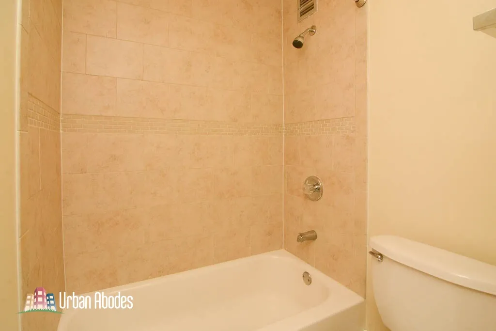 1220 N La Salle Dr, ,  60610, USA 60610-unit#2J-Chicago-IL