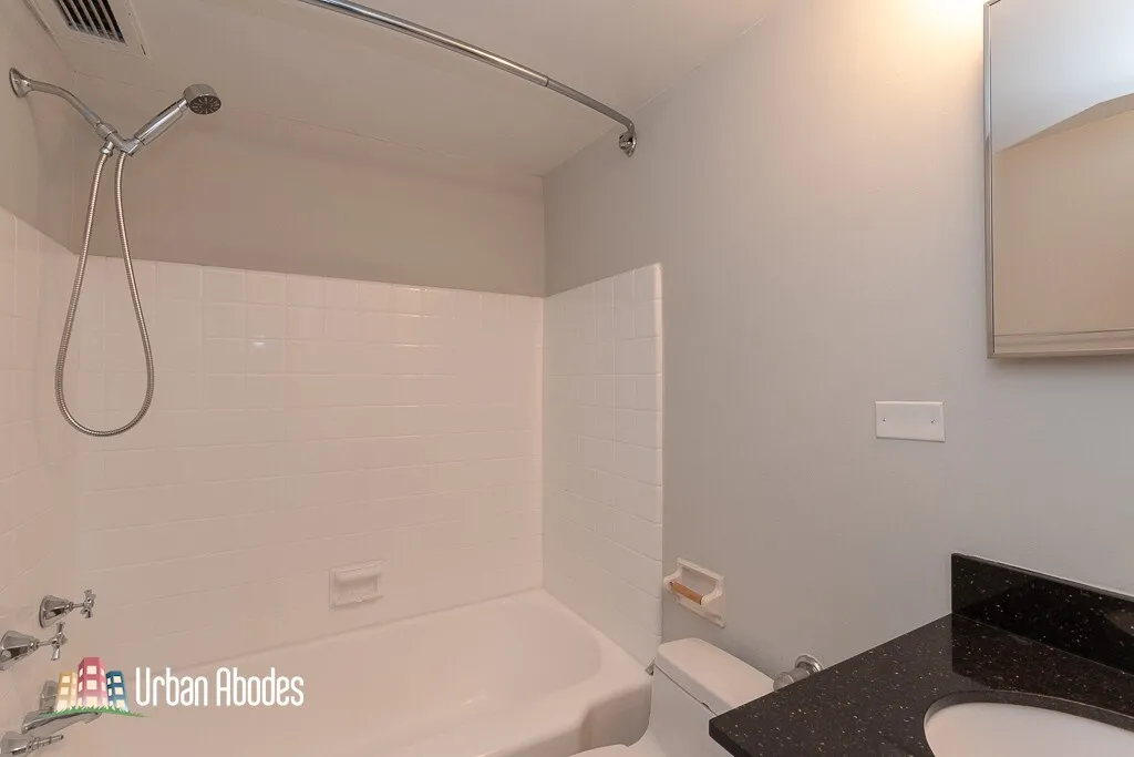 445 W Wellington Ave, , 60657, USA 60657-unit#5E-Chicago-IL